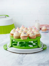 Cake holder