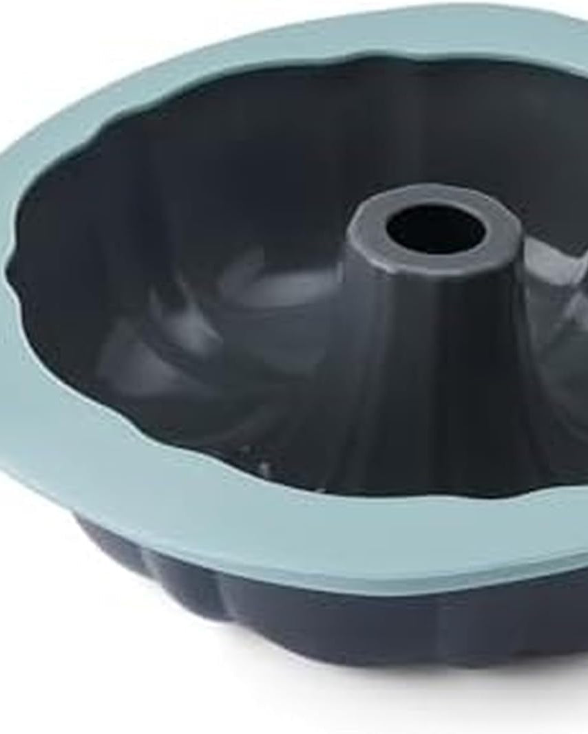 Chicago Metallic Silicone Fluted Cake Pan, 8-Inch Nonstick Bakeware